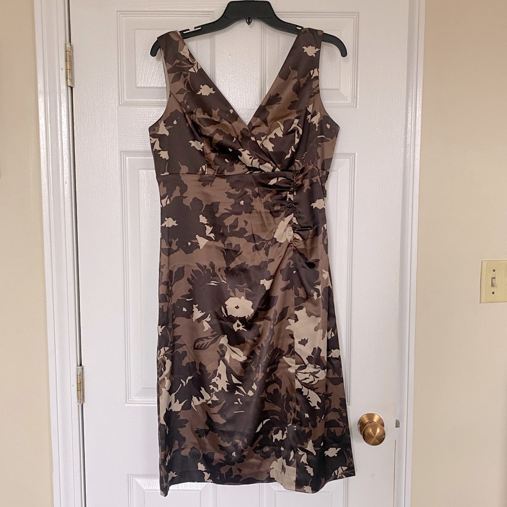Donna Ricco New York Brown Floral Sheath Dress Sleeveless V Neck (Size 12)